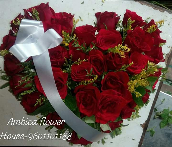 Heart shaped Red Roses 